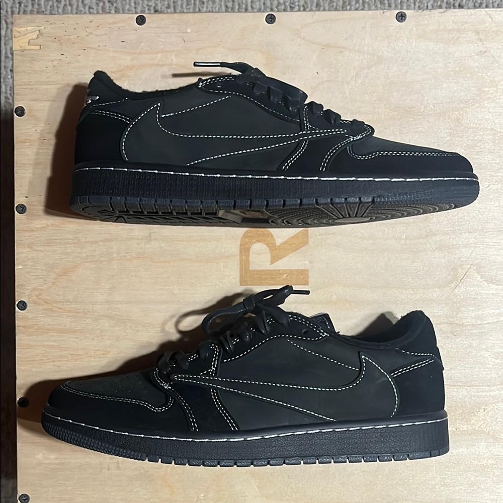 Travis Scott Air Jordan 1 Phantom size 9.5 (read description)